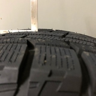 美品 スタッドレスタイヤ アルミホイールセット205／65R15 おまけ有り