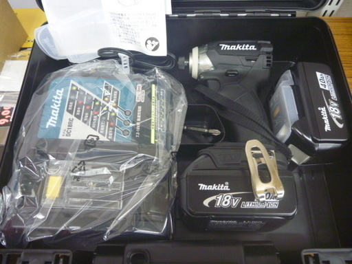 マキタ　インパクトドライバー　TD148DRMXB　18V　4.0Ah　【リライズ野田愛宕店】【引取限定】【未使用品】１点限り早い者勝ち！