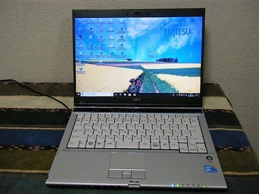 14.1インチ軽量薄型/SSD128GB/バッテリー4H/MS Office/Core2 2.5GHz/メモリ4GB/すぐ使えるWin10/すぐ繋がるWi-Fi/DVD/メディア作成ツール付