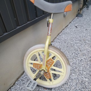 【中古】18インチ・黄色・ブリジストン一輪車