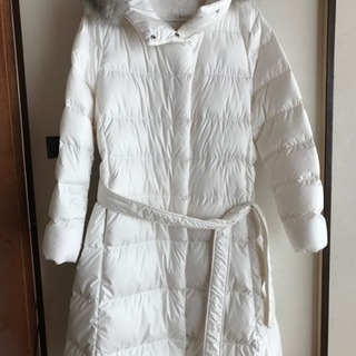 新品同様 Uniqlo ロングダウンコート レディース Xl ファー ベルト付き 軽いダウン エルナ 愛甲石田のコート レディース の中古 古着あげます 譲ります ジモティーで不用品の処分