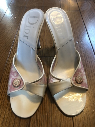 DIOR ブランドロゴ模様入り　ピンクミュール