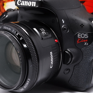 ◎カメラデビューならこれ◎Canon Kiss X5 単焦点レンズキット◎