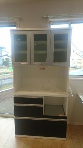 東京インテリア食器棚