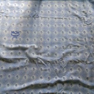 MCM 綿毛布　(新品未使用　箱入り)