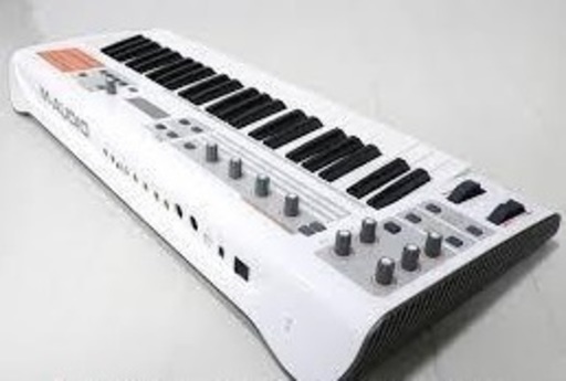 再値下】M-AUDIO VENOM シンセサイザー ソフトケース付 程度上 美品