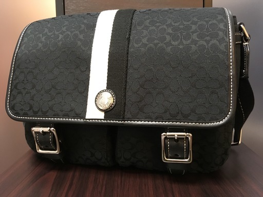 ★★ アメリカ直営店購入・正規品保証・超美品 ★★ COACH コーチ シグネチャー ショルダー 斜め掛け ビジネス 通勤 バック ブラック ★★