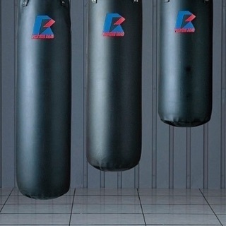 サンドバッグとスタンド