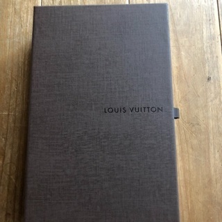 ☆超美品☆LOUIS VUITTON 長財布用空箱 メッセージカ...