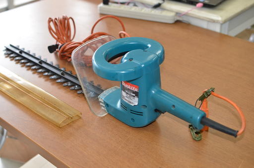 makita マキタ 　UH4500　450mm 　ヘッジトリマ　バリカン