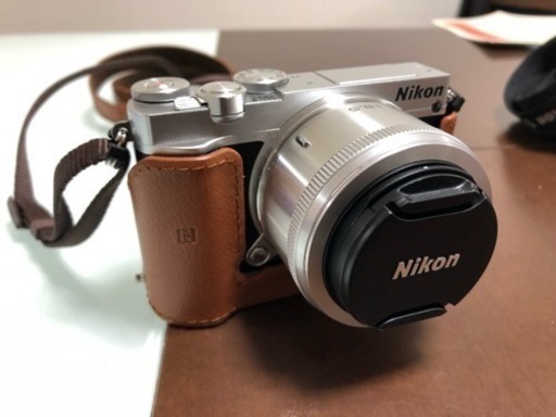レアケース付 Nikon 1 J5 ミラーレス一眼カメラ ダブルレンズキット だまこ 横堤のカメラの中古あげます 譲ります ジモティーで不用品の処分