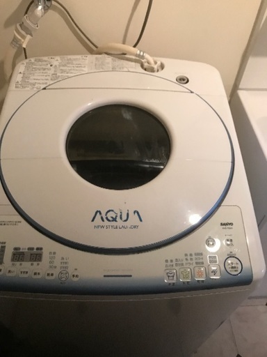 サンヨー aqua  9キロ洗濯機  AWD-TQ900 2011年製