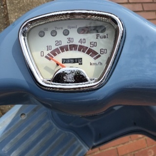 ホンダ ジュリオ レトロなスクーターです