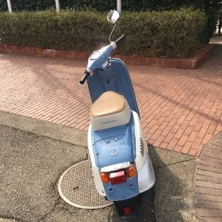 ホンダ ジュリオ レトロなスクーターです