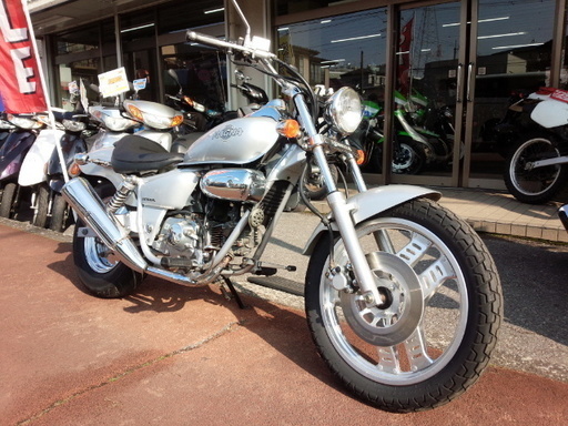 NO.1902 マグナ50 (MAGNA) 4サイクル クラッチ付き4速ミッション ☆彡