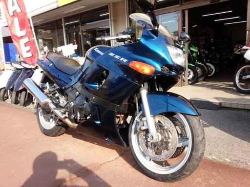 NO.1904 ZZR400 N型 水冷4サイクル16バルブ4気筒エンジン ☆彡
