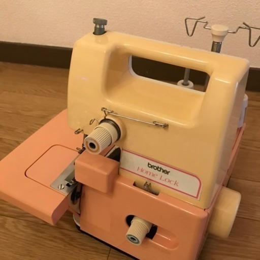 ブラザーロックミシン かがり2本タイプ 中古 動作確認済 TE4-B222