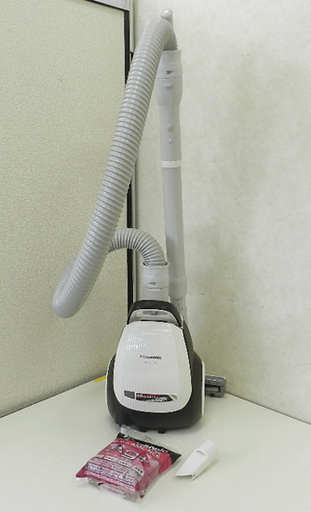 Panasonic 電気掃除機 MC-PKL19A-W【消毒/清掃/動作確認済