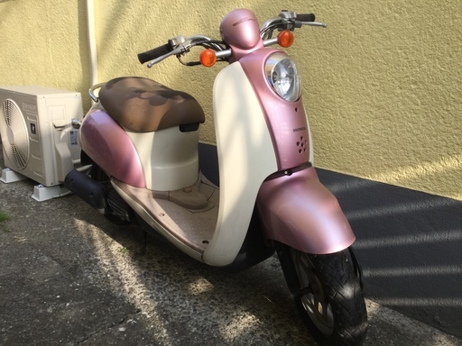 スクーピー4スト低燃費 ファッショナブルな4ストローク50ccスクーター