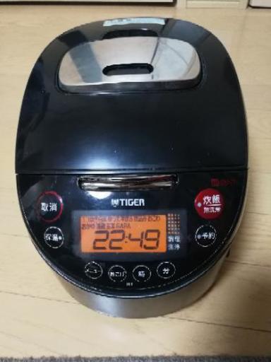 タイガーTiger JKT-10BK 炊飯器 IH 炊きたて 黒 5合炊き 2014年製