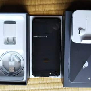 【新品】宅配可　iPhone8 64GB スペースグレー SIM...
