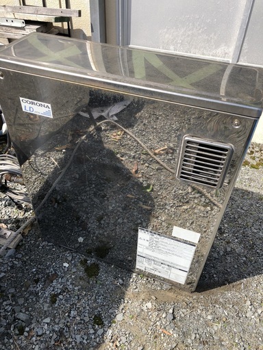 在庫処分値下げ　中古　コロナ 石油給湯機　UIB-LD30X　石油タンク　セット　※値下げしました！