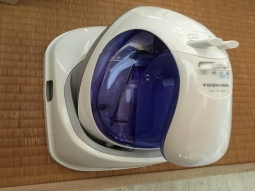 東芝の、コ-ドレススチームアイロン。