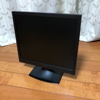 ●17型スクエア液晶ディスプレイ IO-DATA製