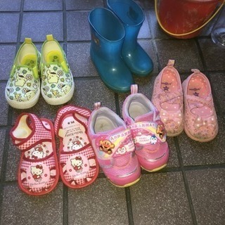 女児用の靴( ＾∀＾)