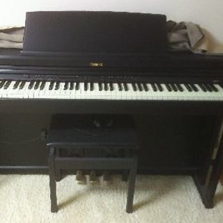 電子ピアノRoland  HP205