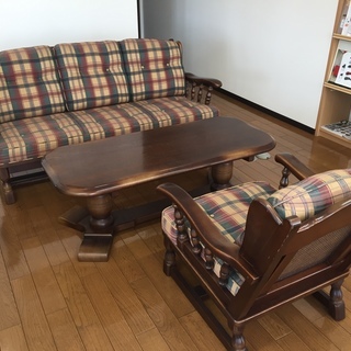 【中古】ソファーとテーブルのセット