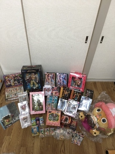 ワンピースフィギャア30点以上 グッズまとめ売り『取引中』