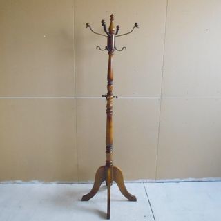 カリモク　美品　ポールハンガー カリモク アンティーク調 ポールハンガー 美品