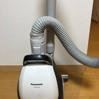 一人暮らしに最適、家電一式「冷蔵庫、洗濯機、オーブンレンジ、掃除機、炊飯器」