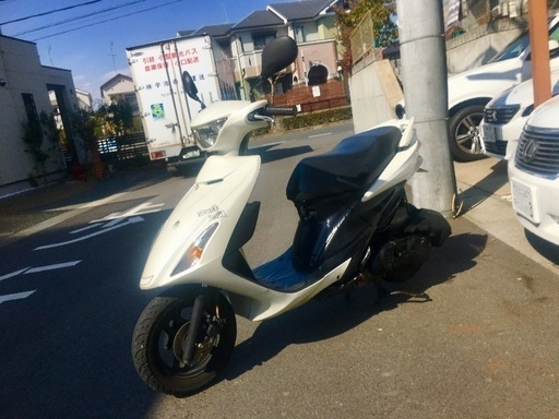 【交換・下取可】 アドレス V125S ワンオーナー車！ カスタム 人気のパールホワイト 何と未転倒！ 訳あり格安にて 自賠責付き即乗りOK！