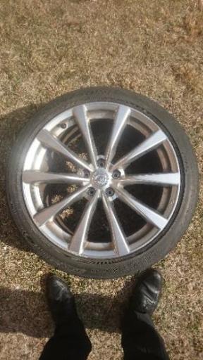 v36 スカイラインクーペ 19インチ純正ホイール 純正ナット ロック