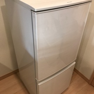 【取引完了】SHARP 2ドア冷蔵庫 2013年製 板橋区 取引完了】SHARP 137L 2017年 2ドア冷蔵庫 シャープ 板橋区