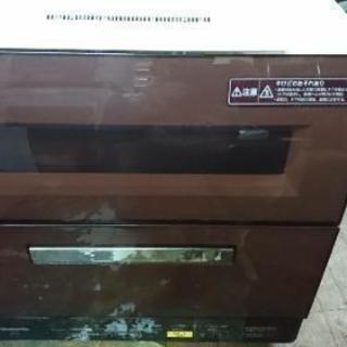 食器洗い乾燥機　2016年式　かなり美品です