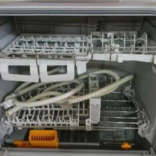 食器洗い乾燥機　2016年式　かなり美品です