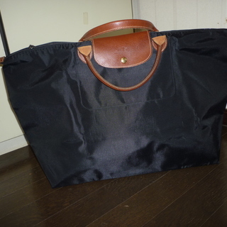 ロンシャントートバッグ　LLサイズ　黒（1回使用の美品）
