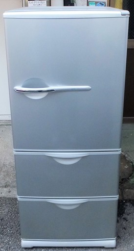 ☆\t三洋電機 SANYO SR-261T 255L 3ドアノンフロン冷凍冷蔵庫◆使いやすいロータイプ＆まん中フリーザー