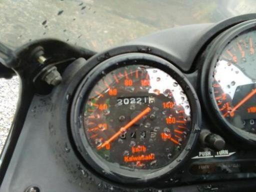 自賠付き！ ZZR-250 カワサキ ZZR250 直接取引OK。自賠責保険は2020年5