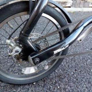 折りたたみ自転車　ストライダ