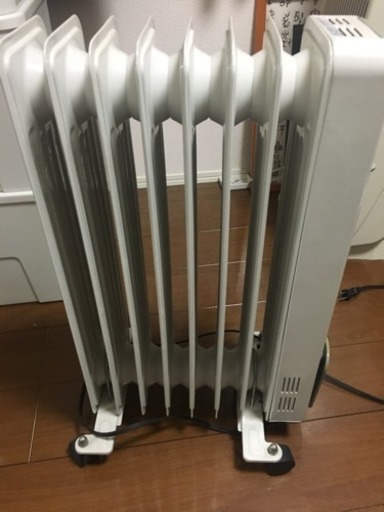 ディロンギ風オイルヒーター美品
