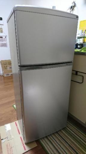 【値下げ中】【直引取限定】AQUA 2ドア冷凍冷蔵庫 AQR-111E(S) 2016年製109L