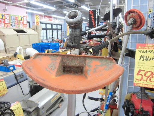 引取限定】マルヤマ 節約 エンジン草刈機【小倉南区葛原東】 