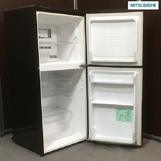 ❸⑲送料無料✌レトロなデザイン ブラックボディ★１３６L三菱２ドア冷蔵庫