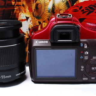 ✨鮮やかなレッド✨Canon Kiss X50 一眼レフ✨