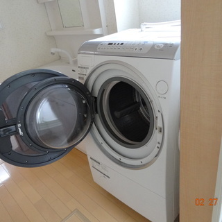 シャープ　ドラム式洗濯乾燥機　9Kg　関東地区条件付配達料無料