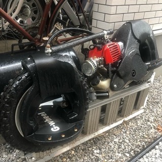 超レア‼️スケボーみたいなやつ⭐︎エンジン付きです！
